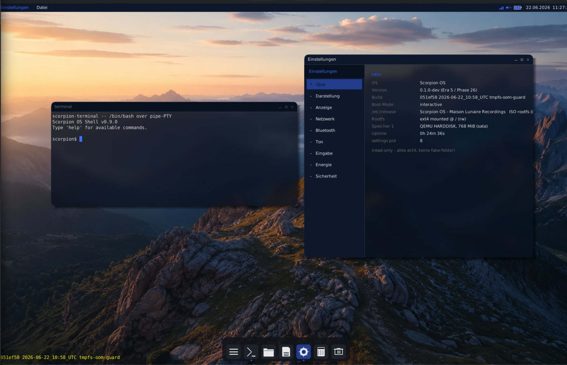Scorpion OS Desktop — System-Tray, Taskbar, Window-Manager, Scorpion-Branding